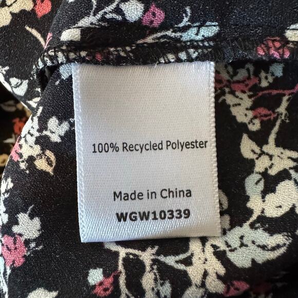41 Hawthorn Split Neck Blouse Black Floral NWT Size XS 3/4 Sleeve Tops - Picture 8 of 8
